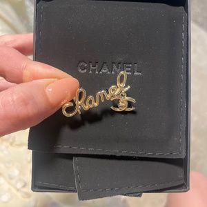 Chanel earring